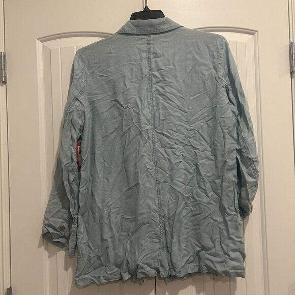 Vince Camuto "Denim" Button Top Women’s Size M - Picture 6 of 6